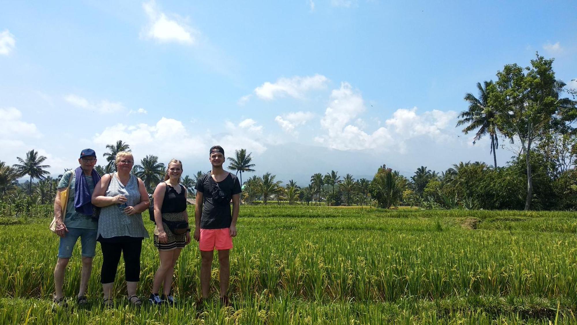 Alfarizi Homestay Tetebatu Esterno foto