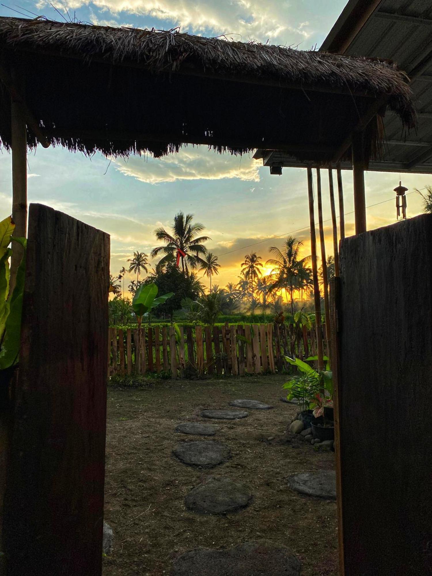 Alfarizi Homestay Tetebatu Esterno foto
